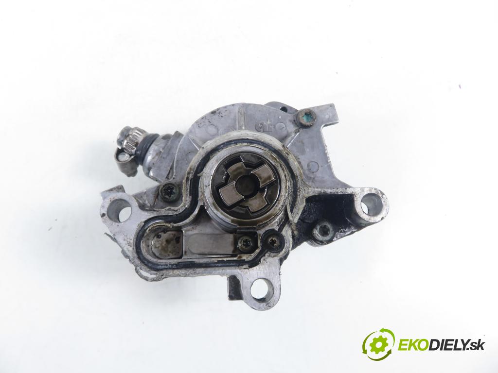 SEAT LEON (1M1) HB 2000 81,00 1.9 TDI 110 - ASV 1896,00 Pumpa vákuová 038145101B