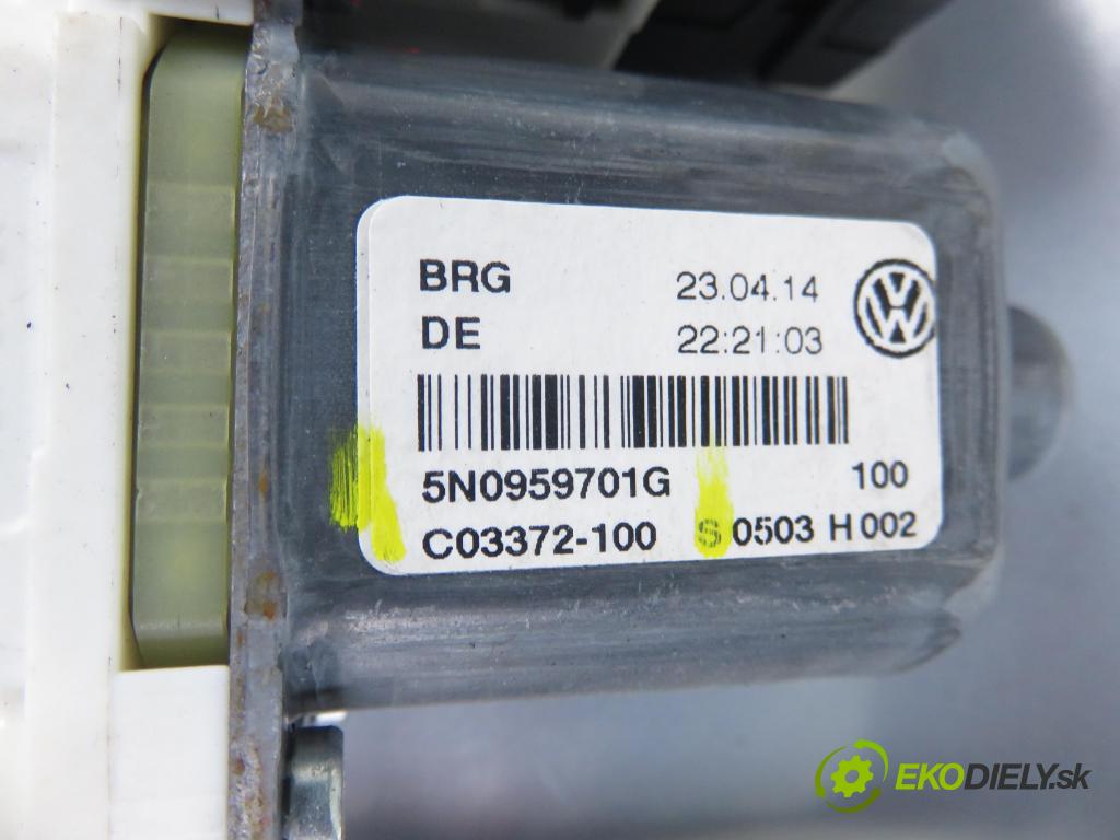 VW TIGUAN (5N_) SUV 2014 130,00 2.0 TDI 4motion - CFGC 1968,00 Mechanizmus okien 5N0959701G ; 3C0959793C ; 5N0837461