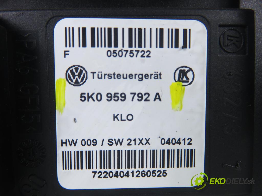 VW TOURAN (1T3) MINIVAN 2012 103,00 2.0 TDI - CFHC 1968,00 Mechanizmus okien 5K0959792A ; 1T0959702S ; 1T18377308BD