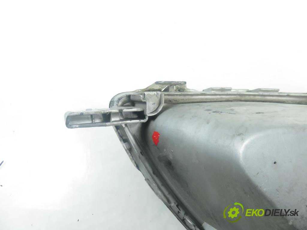 TOYOTA YARIS (_P1_) HB 2001 63,00 1.3 VVTi 86 - 2NZ-FE 1299,00 světlo LP