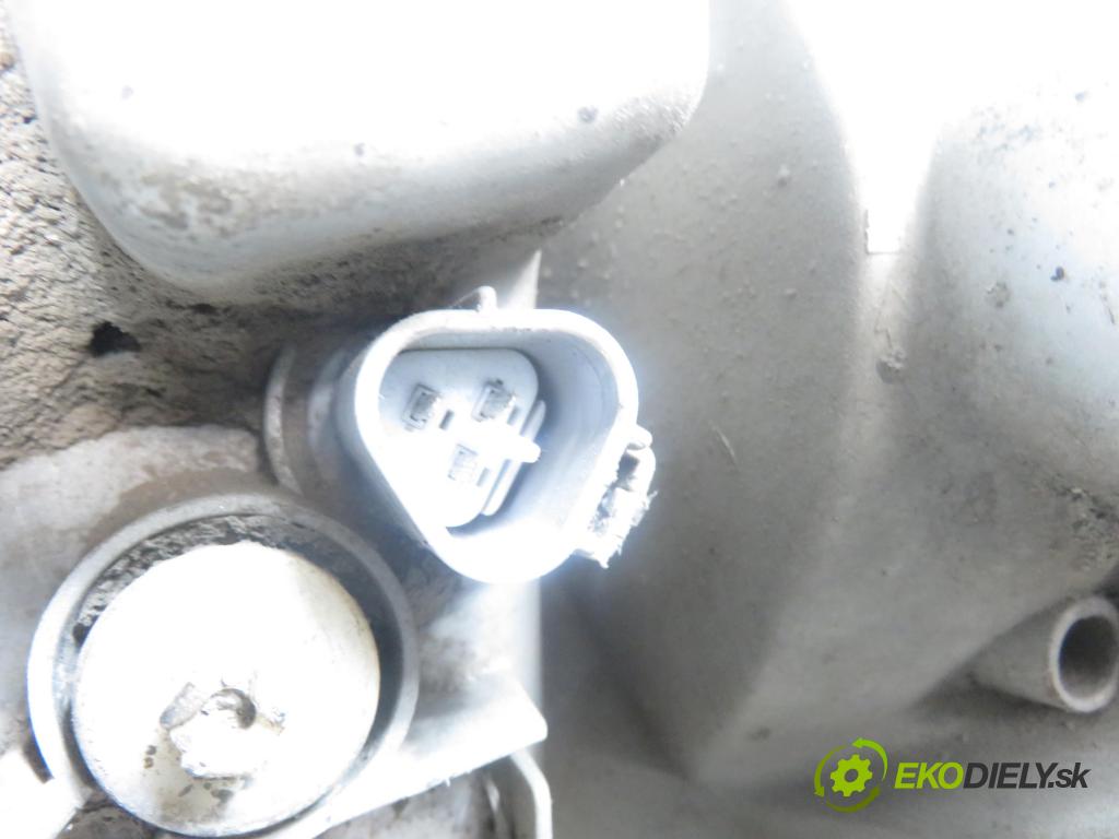 TOYOTA YARIS (_P1_) HB 2001 63,00 1.3 VVTi 86 - 2NZ-FE 1299,00 světlo LP