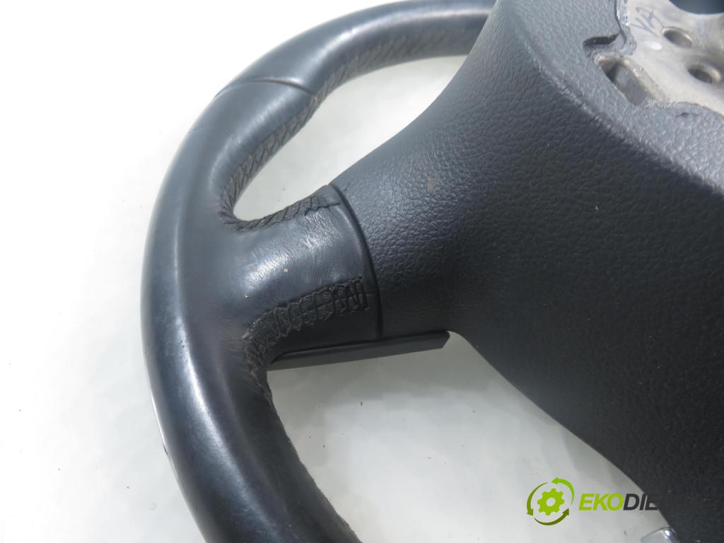 VW TOURAN (1T3) MINIVAN 2012 103,00 2.0 TDI - CFHC 1968,00 Volant 1T0419091AC (Volant)