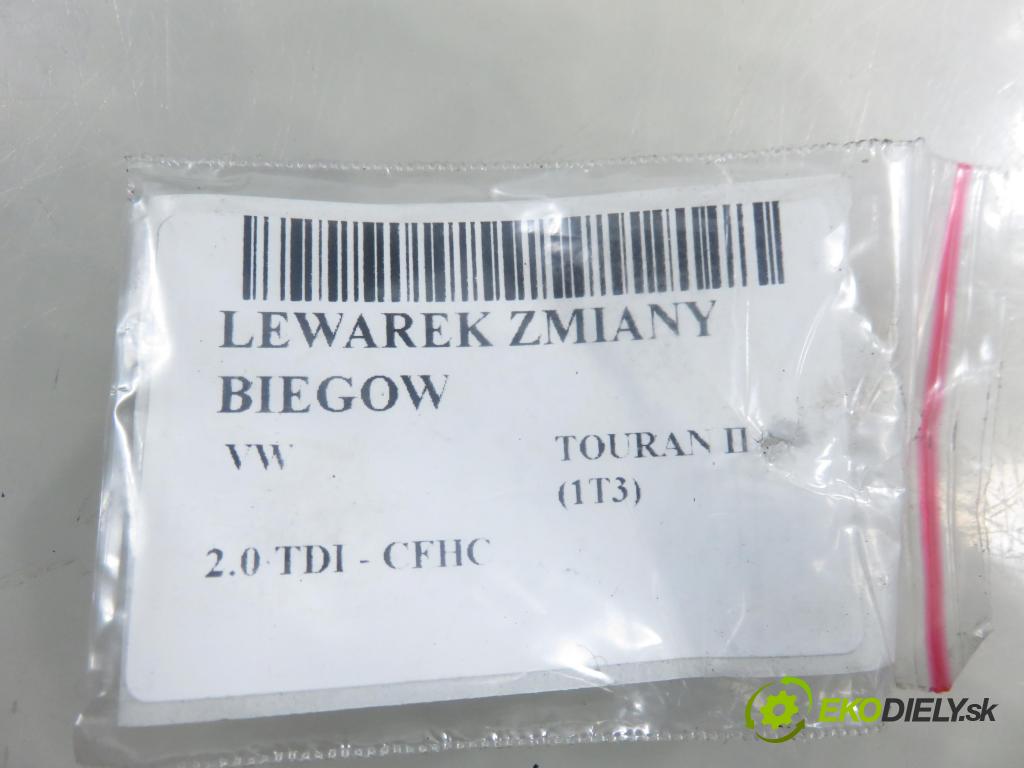VW TOURAN (1T3) MINIVAN 2012 103,00 2.0 TDI - CFHC 1968,00 ZVEDÁK: 1T1713025AK