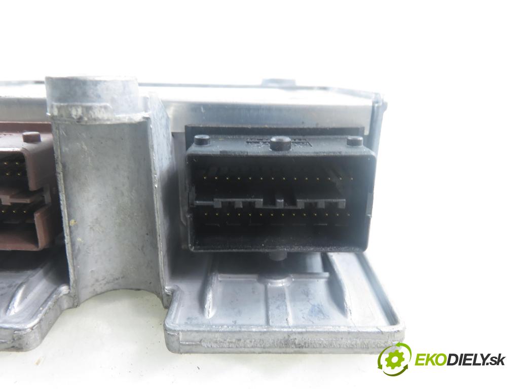 OPEL ASTRA H GTC (L08) HB 2006 74,00 1.7 CDTi - Z 17 DTH 1686,00 MODUL air BAG 13188854 ; 327963935
