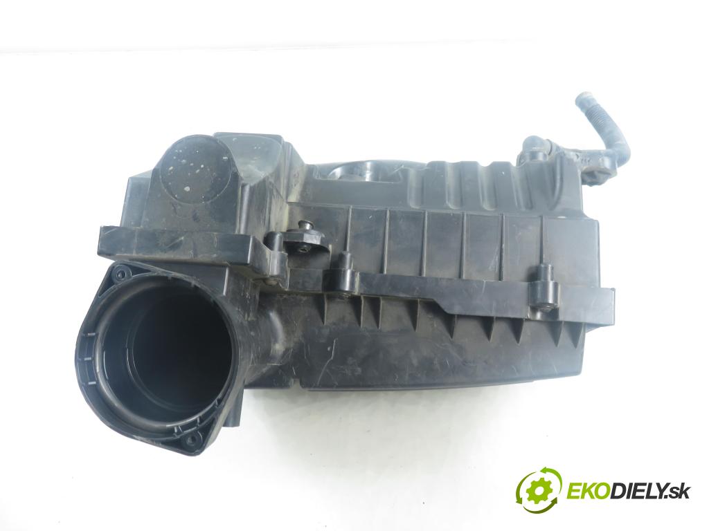 VW TOURAN (1T3) MINIVAN 2012 103,00 2.0 TDI - CFHC 1968,00 Obal filtra vzduchu 3C0129607AS ; 4615185968 (Obal vzduchového filtra)