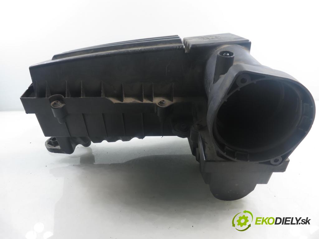 VW TOURAN (1T3) MINIVAN 2012 103,00 2.0 TDI - CFHC 1968,00 Obal filtra vzduchu 3C0129607AS ; 4615185968 (Obal vzduchového filtra)