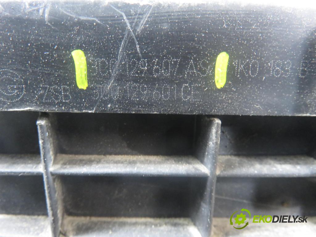 VW TOURAN (1T3) MINIVAN 2012 103,00 2.0 TDI - CFHC 1968,00 Obal filtra vzduchu 3C0129607AS ; 4615185968 (Obal vzduchového filtra)