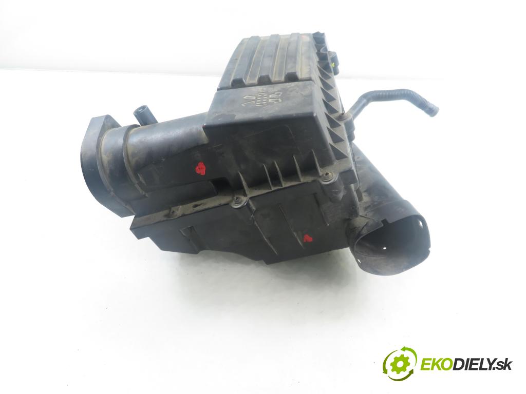 VW TOURAN (1T3) MINIVAN 2012 103,00 2.0 TDI - CFHC 1968,00 Obal filtra vzduchu 3C0129607AS ; 4615185968 (Obal vzduchového filtra)