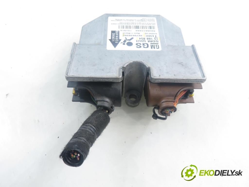 VW TOURAN (1T3) MINIVAN 2012 103,00 2.0 TDI - CFHC 1968,00 pumpa paliva Webasto 9019847B