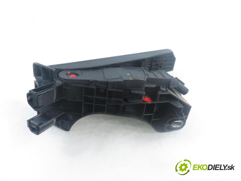 VW TOURAN (1T3) MINIVAN 2012 103,00 2.0 TDI - CFHC 1968,00 potenciometr plynového pedálu 1T1723503M (Potenciometr plynového pedálu)