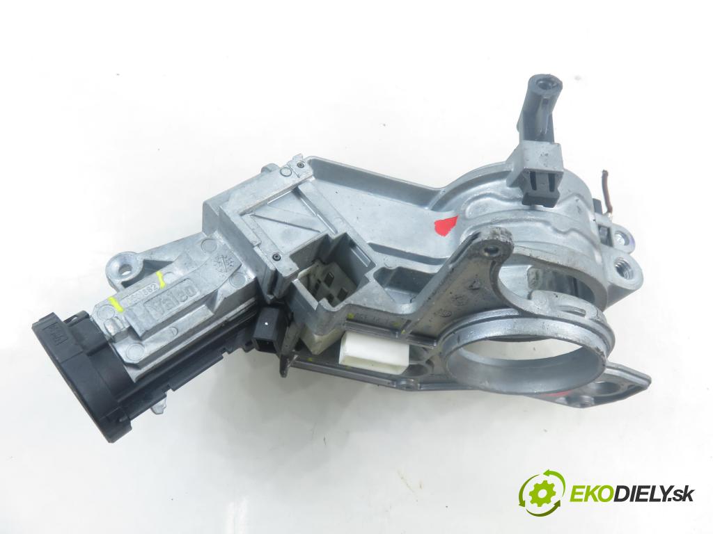 OPEL ASTRA H GTC (L08) HB 2006 74,00 1.7 CDTi - Z 17 DTH 1686,00 spinačka N0501882 ; N0501881 ; 2421430 (Spínacia skrinka)