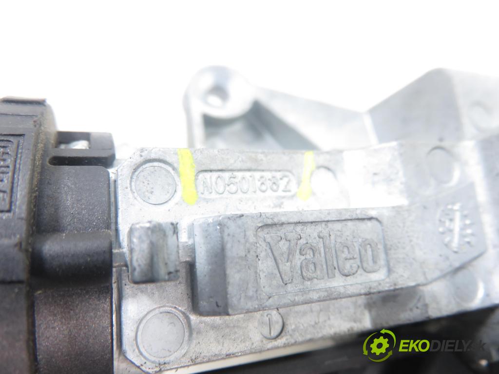 OPEL ASTRA H GTC (L08) HB 2006 74,00 1.7 CDTi - Z 17 DTH 1686,00 spinačka N0501882 ; N0501881 ; 2421430 (Spínacia skrinka)