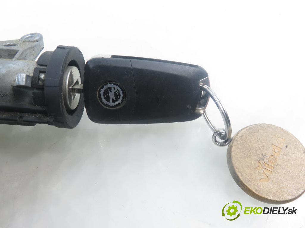 OPEL ASTRA H GTC (L08) HB 2006 74,00 1.7 CDTi - Z 17 DTH 1686,00 spinačka N0501882 ; N0501881 ; 2421430 (Spínacia skrinka)