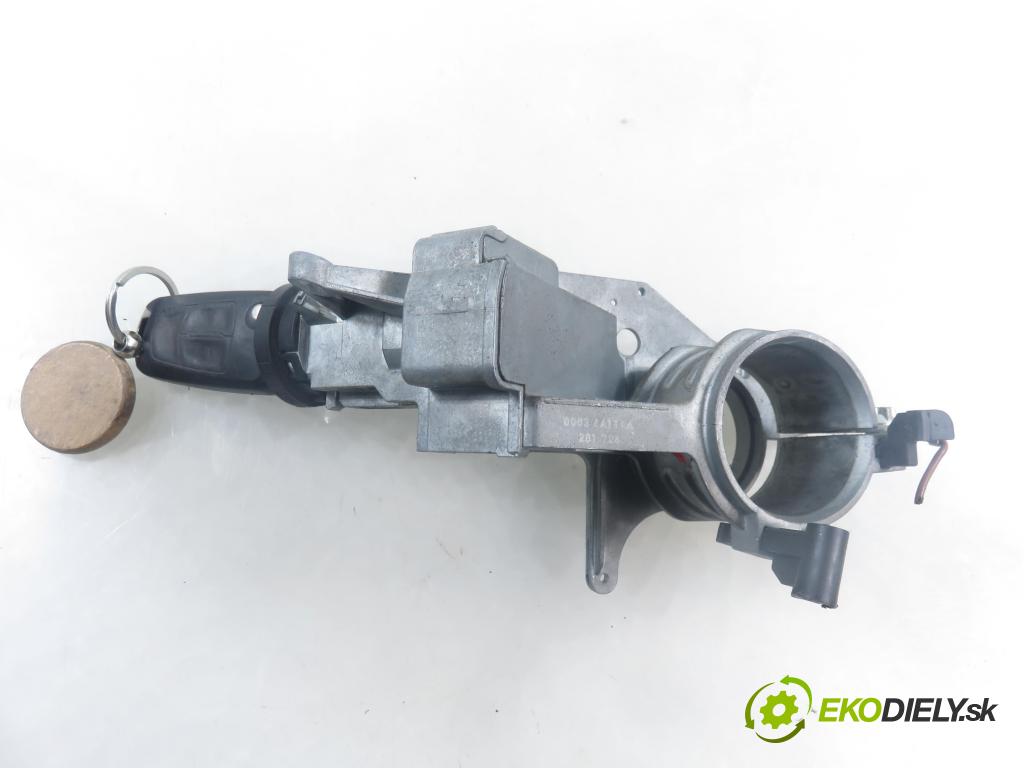 OPEL ASTRA H GTC (L08) HB 2006 74,00 1.7 CDTi - Z 17 DTH 1686,00 spinačka N0501882 ; N0501881 ; 2421430 (Spínacia skrinka)