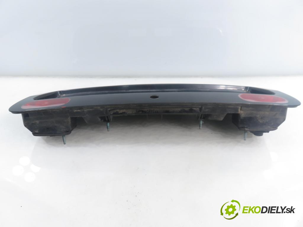 AUDI A6 (4B2, C5) SEDAN 2002 120,00 2.5 TDI - BFC 2496,00 Zadné čelo dverí kufor 4B5945695