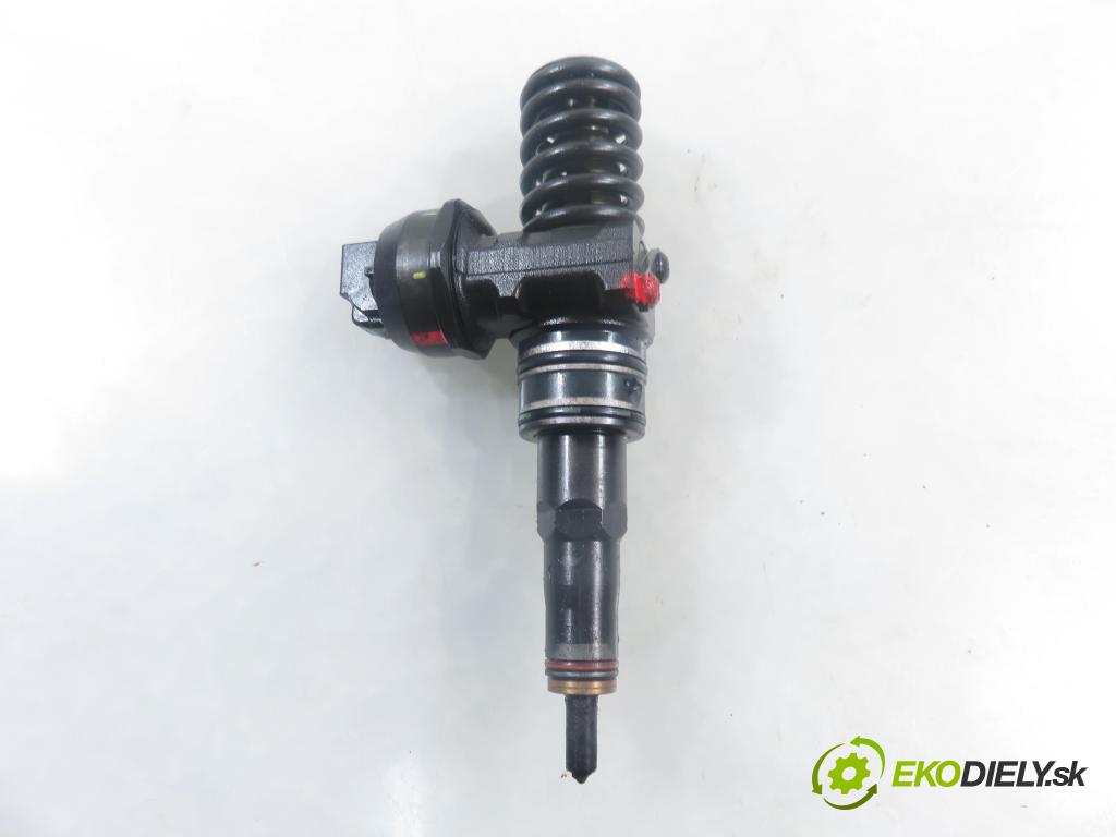 SEAT IBIZA III (6L1) HB 2003 55,00 1.4 TDI 75 - AMF 1422,00 Vstrekovač 045130073T ; 0414720035 (Vstrekovač paliva)