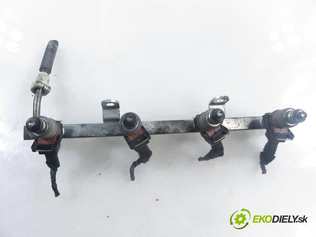 CHEVROLET LACETTI (J200) SEDAN 2008 70,00 1.4 16V - F14D3 1399,00 lišta vstřikovací 96332261 (Vstřikovací lišta)