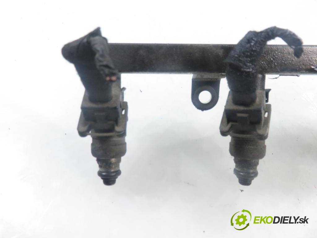 CHEVROLET LACETTI (J200) SEDAN 2008 70,00 1.4 16V - F14D3 1399,00 lišta vstřikovací 96332261 (Vstřikovací lišta)