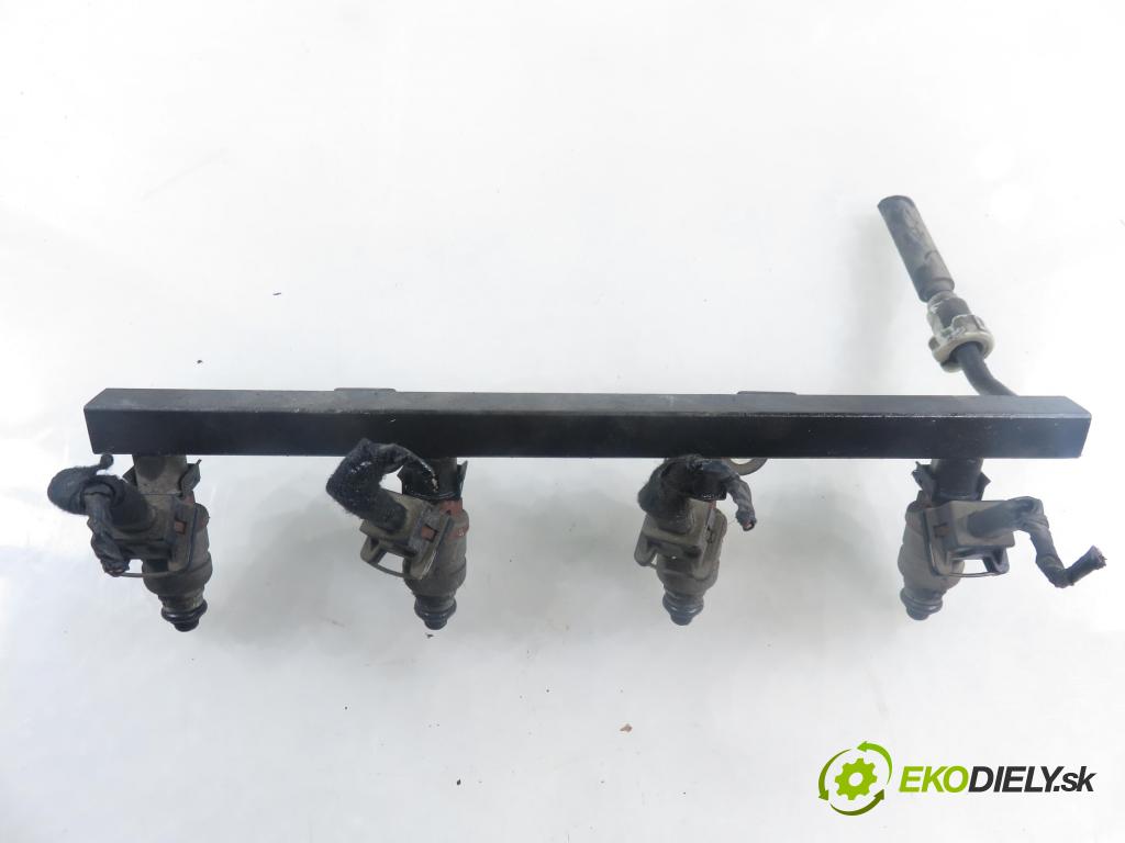 CHEVROLET LACETTI (J200) SEDAN 2008 70,00 1.4 16V - F14D3 1399,00 lišta vstřikovací 96332261 (Vstřikovací lišta)