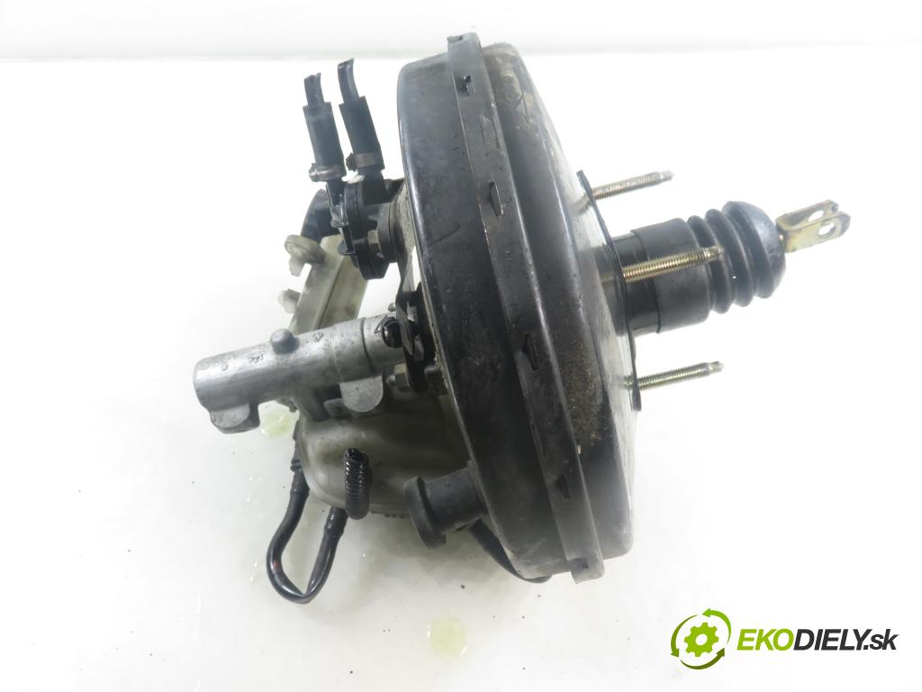 PEUGEOT 307 Break (3E) KOMBI 2002 79,00 2.0 HDI 110 - RHS (DW10ATED) 1997,00 Posilovač 9643129680 ; 0204024597 (Servočerpadlo)