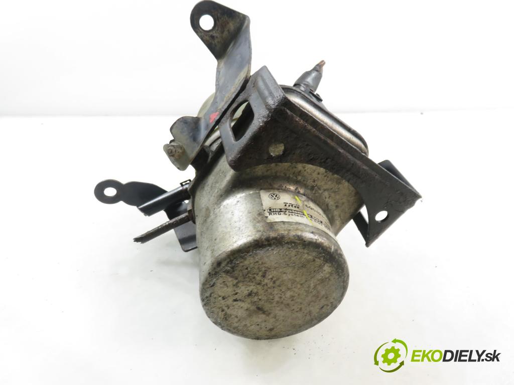 SEAT IBIZA III (6L1) HB 2003 55,00 1.4 TDI 75 - AMF 1422,00 Pumpa servočerpadlo 6Q0423156AB ; 6Q1423051BG ; 6Q2423051AE
