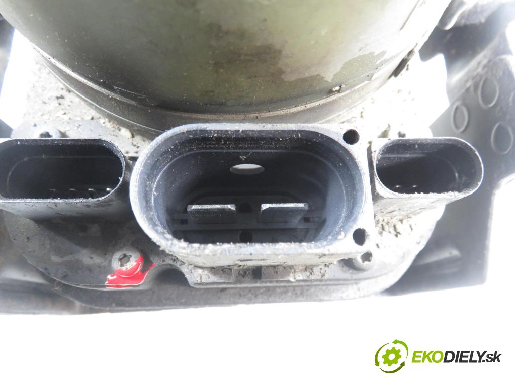 SEAT IBIZA III (6L1) HB 2003 55,00 1.4 TDI 75 - AMF 1422,00 Pumpa servočerpadlo 6Q0423156AB ; 6Q1423051BG ; 6Q2423051AE