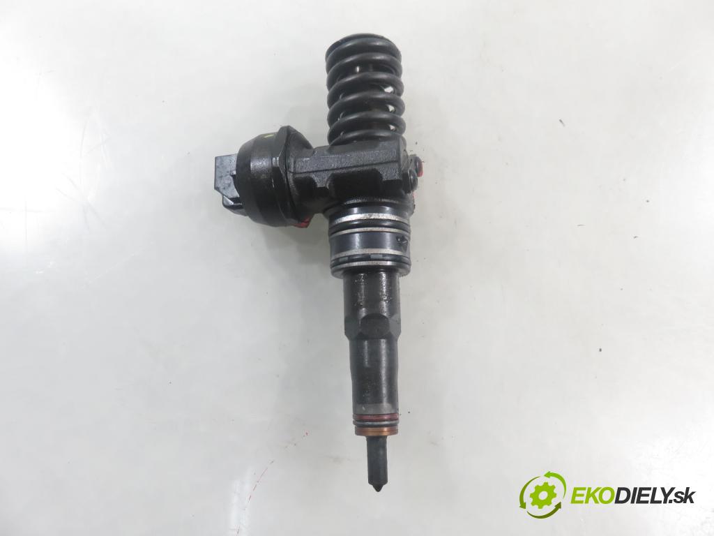 SEAT IBIZA III (6L1) HB 2003 55,00 1.4 TDI 75 - AMF 1422,00 Vstrekovač 045130073T ; 0414720035 (Vstrekovač paliva)