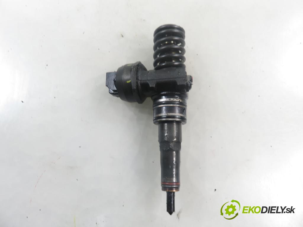 SEAT IBIZA III (6L1) HB 2003 55,00 1.4 TDI 75 - AMF 1422,00 Vstrekovač 045130073T ; 0414720035 (Vstrekovač paliva)