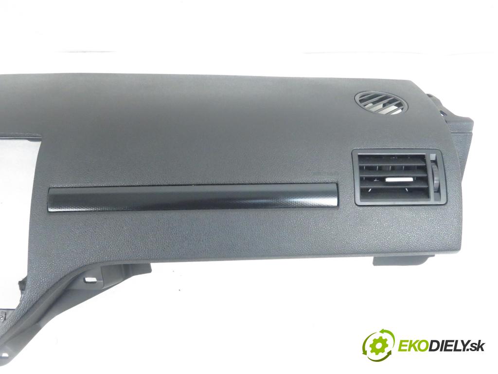 FORD KUGA I SUV 2009 100,00 2.0 TDCi 4x4 - G6DG 1997,00 doska