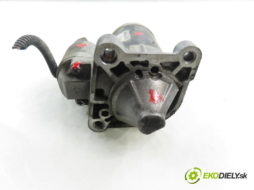 DACIA SANDERO HB 2011 64,00 1.6 - K7M 710 1598,00 Štartér 8200815083 ; M000T46371ZT (Štartér)