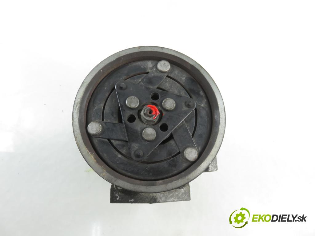 DACIA SANDERO HB 2011 64,00 1.6 - K7M 710 1598,00 KOMPRESOR: klimatizace 8200866440 (Kompresor klimatizace)