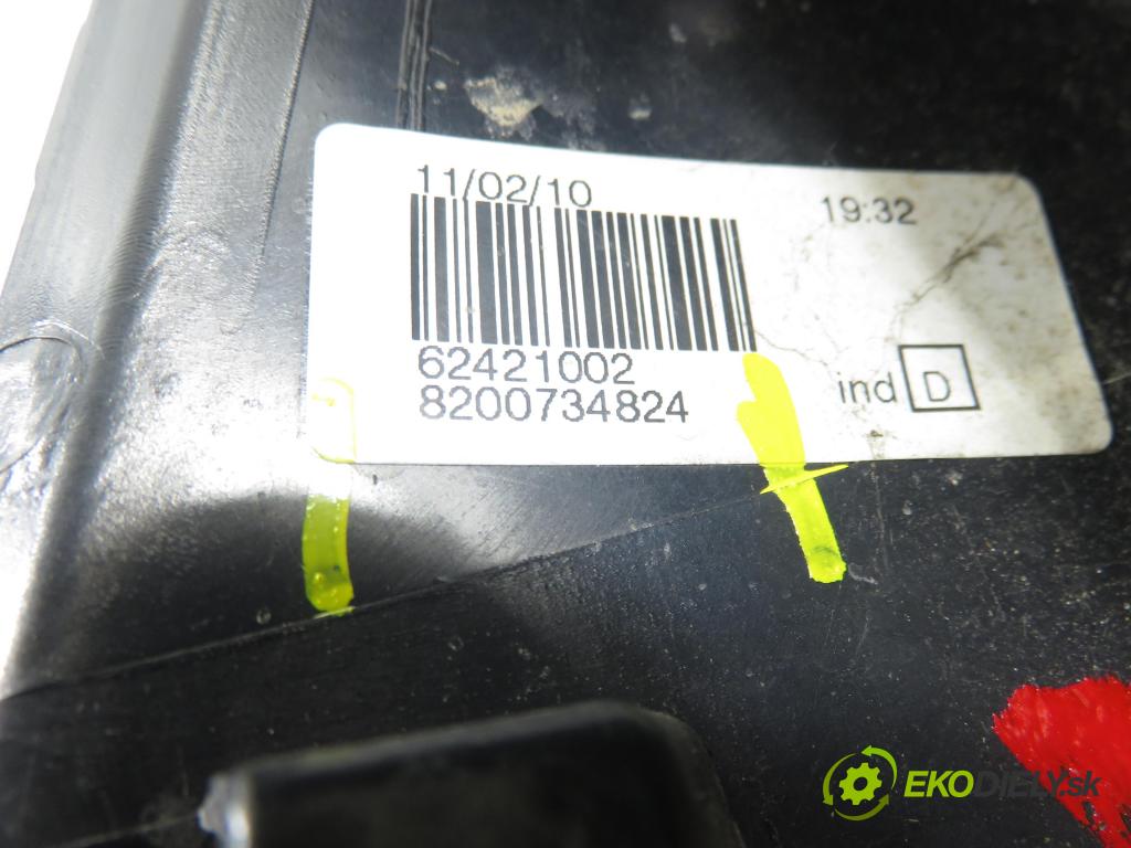 DACIA SANDERO HB 2011 64,00 1.6 - K7M 710 1598,00 Svetlo pravé zadné 8200734824