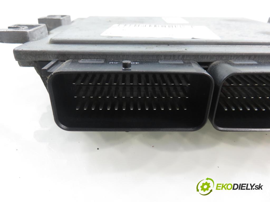 DACIA SANDERO HB 2011 64,00 1.6 - K7M 710 1598,00 Riadiaca jednotka Motor 8200661124 ; S110140023A