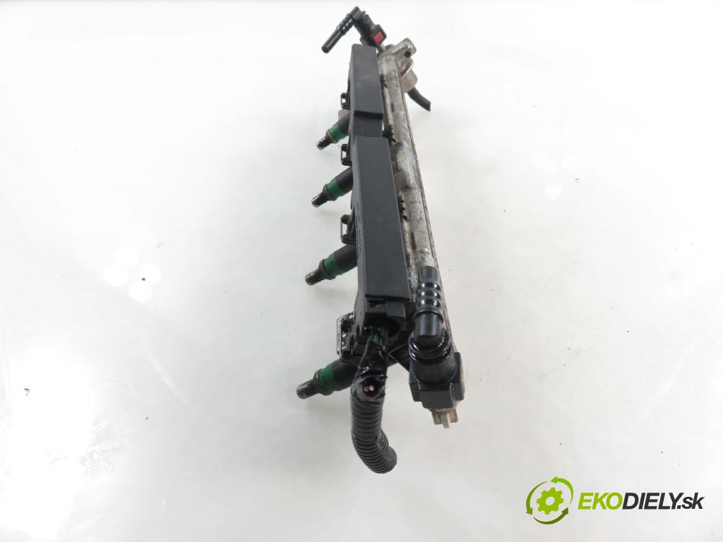 MAZDA 2 (DY) HB 2003 59,00 1.4 - FXJA 1388,00 Lišta vstrekovacia 98MFBB ; 9D2809H487 (Vstrekovacia lišta)