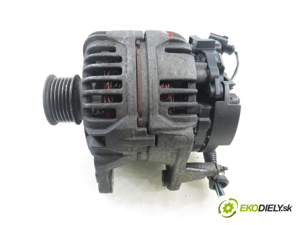 VW POLO (6N2) HB 2000 37,00 1.0 MPI 50 - AUC 999,00 Alternátor 037903025L (Alternátor)