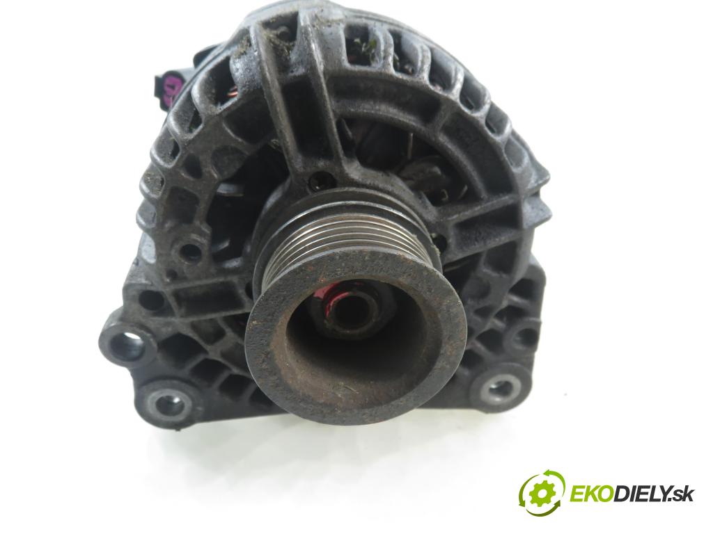 VW POLO (6N2) HB 2000 37,00 1.0 MPI 50 - AUC 999,00 Alternátor 037903025L (Alternátor)