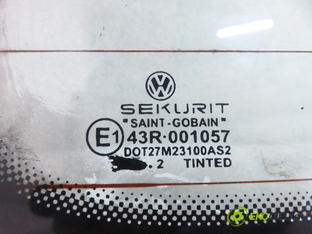 VW PASSAT B5 Variant (3B5) KOMBI 2000 85,00 1.9 TDI - AJM 1896,00 Okno zadné kapota
