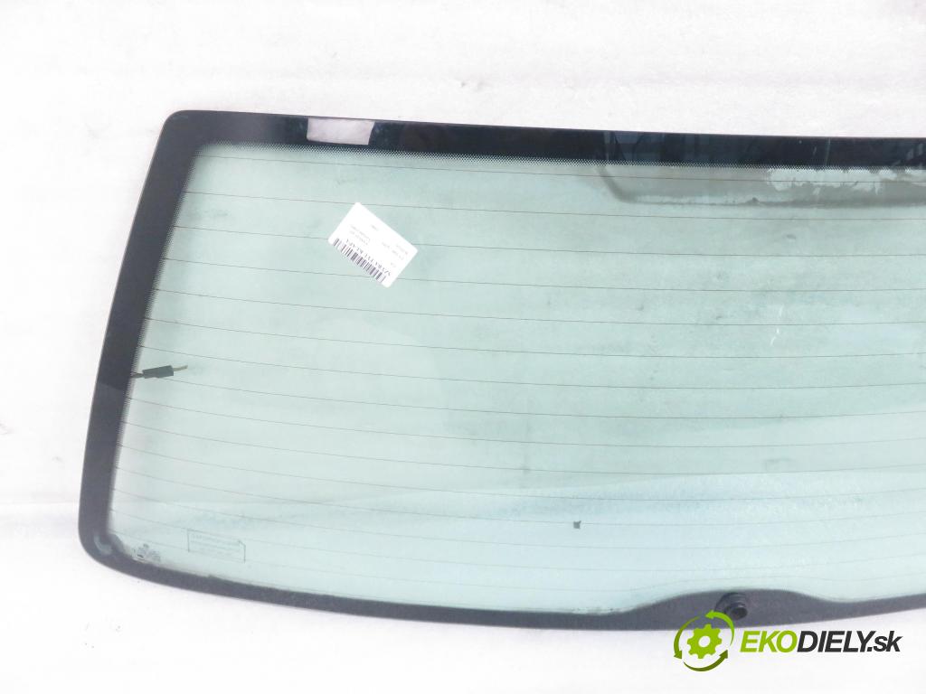 VW PASSAT B5 Variant (3B5) KOMBI 2000 85,00 1.9 TDI - AJM 1896,00 Okno zadné kapota