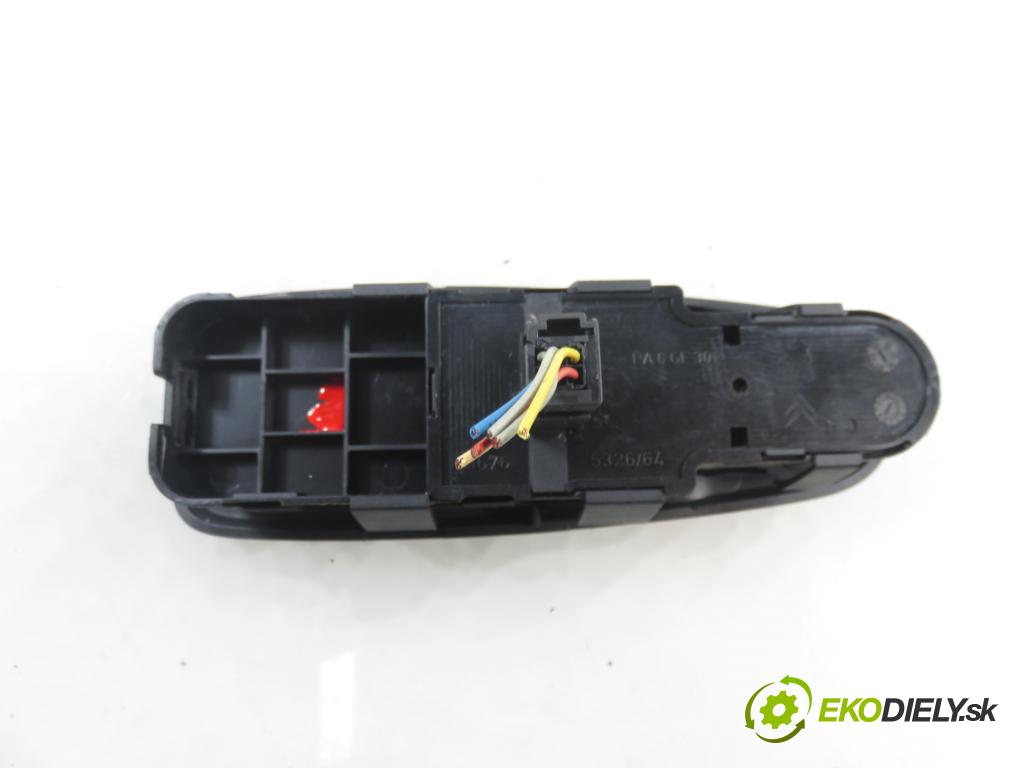 CITROEN C4 Picasso I (UD_) MINIVAN 2008 80,00 1.6 HDi 16V 109 - 9HZ 1560,00 Panel ovládania okien 96639380ZD