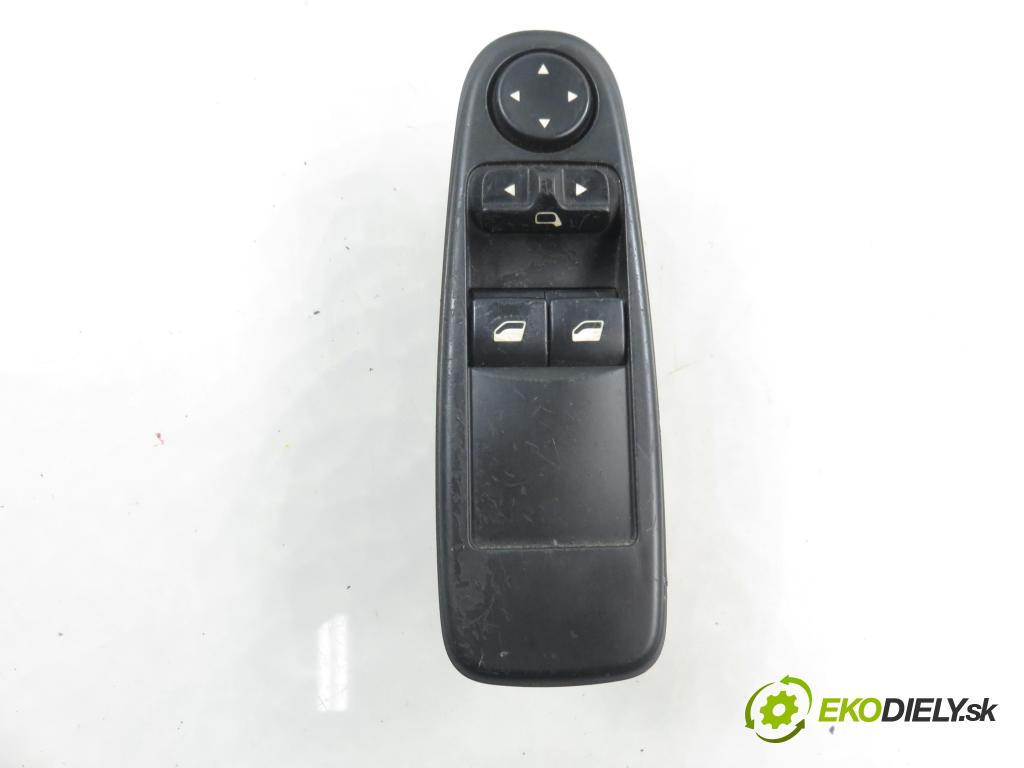 CITROEN C4 Picasso I (UD_) MINIVAN 2008 80,00 1.6 HDi 16V 109 - 9HZ 1560,00 Panel ovládania okien 96639380ZD