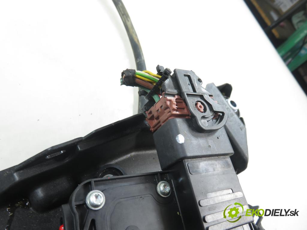 CITROEN C4 Picasso I (UD_) MINIVAN 2008 80,00 1.6 HDi 16V 109 - 9HZ 1560,00 BRZDA: ručně elektrický 0204280109 ; A2C53092224 ; 9685367580