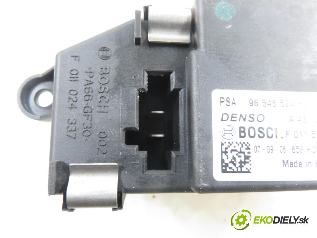 CITROEN C4 Picasso I (UD_) MINIVAN 2008 80,00 1.6 HDi 16V 109 - 9HZ 1560,00 rezistor / reostat kúrenia 9654652480 ; F011500015