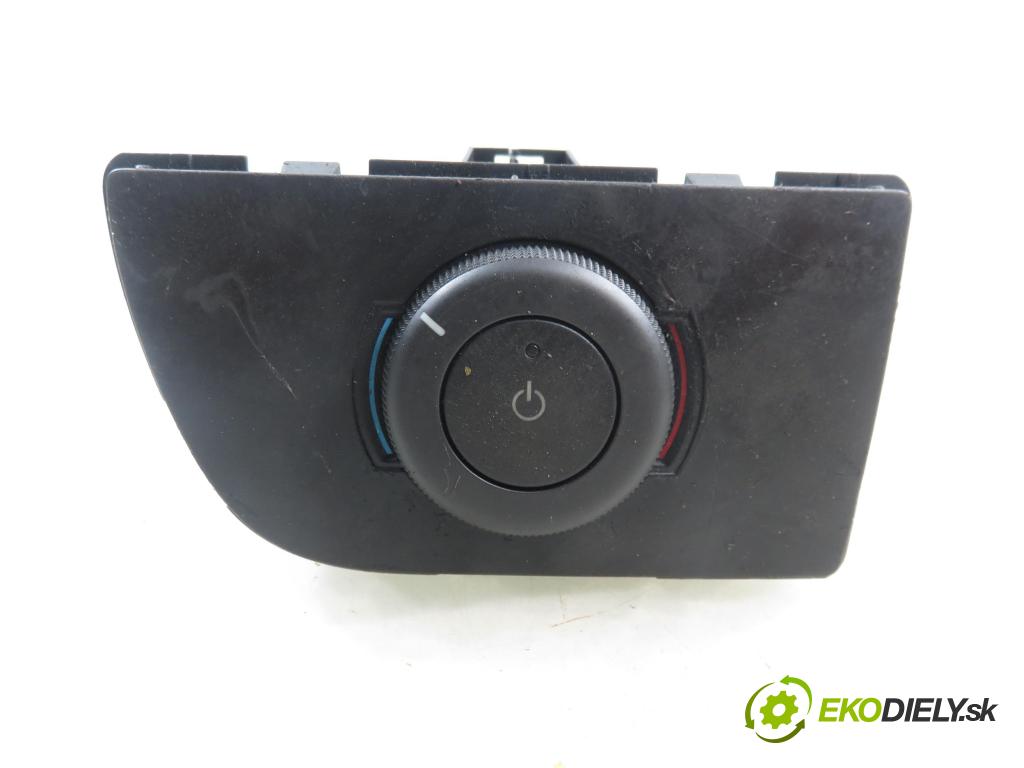 CITROEN C4 Picasso I (UD_) MINIVAN 2008 80,00 1.6 HDi 16V 109 - 9HZ 1560,00 Panel kúrenia KLIMATIZACE: 9652389677