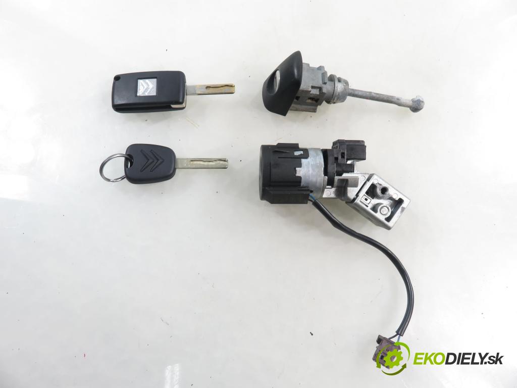 CITROEN C4 Picasso I (UD_) MINIVAN 2008 80,00 1.6 HDi 16V 109 - 9HZ 1560,00 spinačka / zámky 36410600