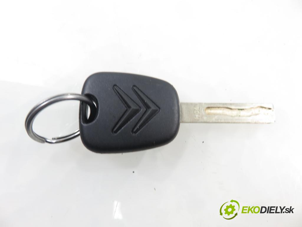 CITROEN C4 Picasso I (UD_) MINIVAN 2008 80,00 1.6 HDi 16V 109 - 9HZ 1560,00 spinačka / zámky 36410600