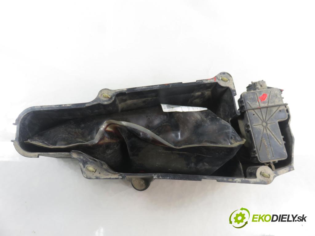 CITROEN C4 Picasso I (UD_) MINIVAN 2008 80,00 1.6 HDi 16V 109 - 9HZ 1560,00 Nádržka KAPALINA: FAP 9658154780
