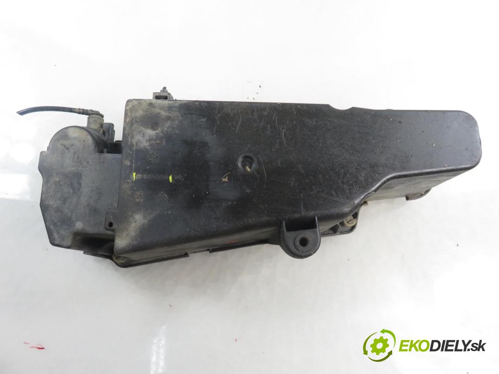 CITROEN C4 Picasso I (UD_) MINIVAN 2008 80,00 1.6 HDi 16V 109 - 9HZ 1560,00 Nádržka KAPALINA: FAP 9658154780