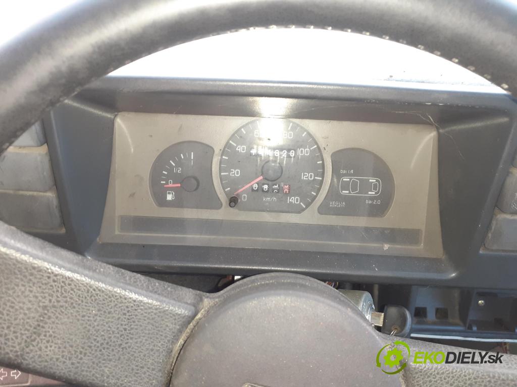 FIAT 126 (126_) FASTBACK 1997 18,00 650 652,00 Prístrojovka na ODKAZ: