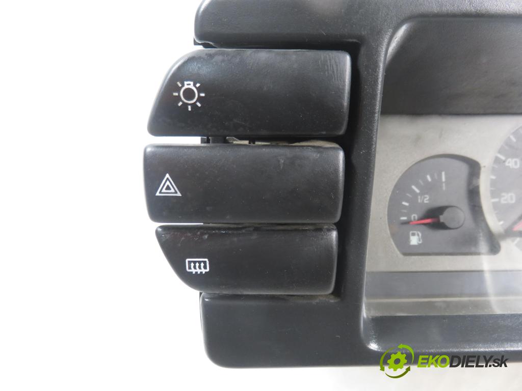 FIAT 126 (126_) FASTBACK 1997 18,00 650 652,00 Prístrojovka na ODKAZ: