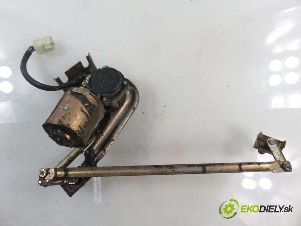 FIAT 126 (126_) FASTBACK 1997 18,00 650 652,00 Motorček stieračov